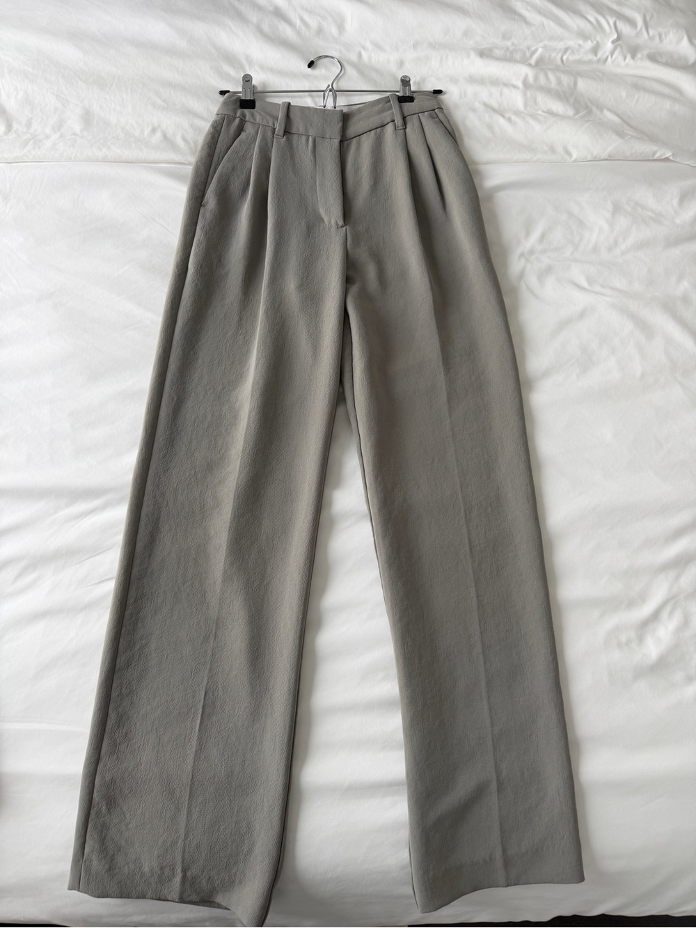The Effortless Pant - Crepette (Tall) - Aritzia